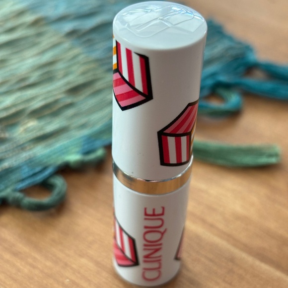 Makeup Bundle: Clinique, Yves St. Laurent, Glossier, Ilia, Laura Mercier - Picture 7 of 15